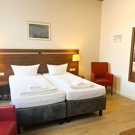Hotel Fraenkischer Hof Kitzingen Extérieur photo