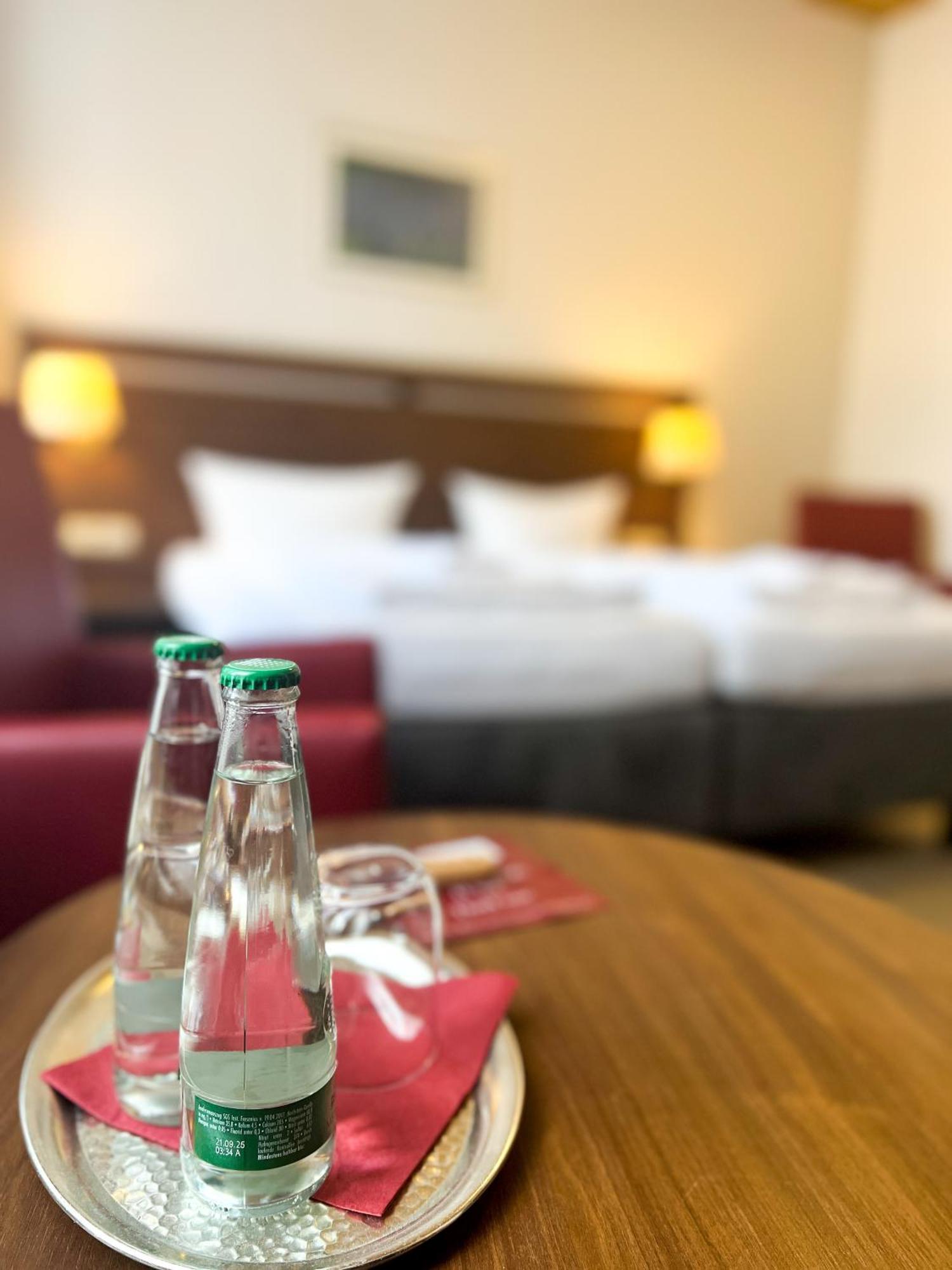 Hotel Fraenkischer Hof Kitzingen Extérieur photo